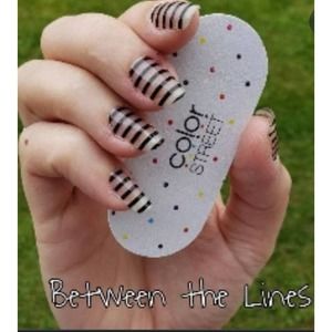 Color Street Nail Strips Between the Lines, Striped Overlays